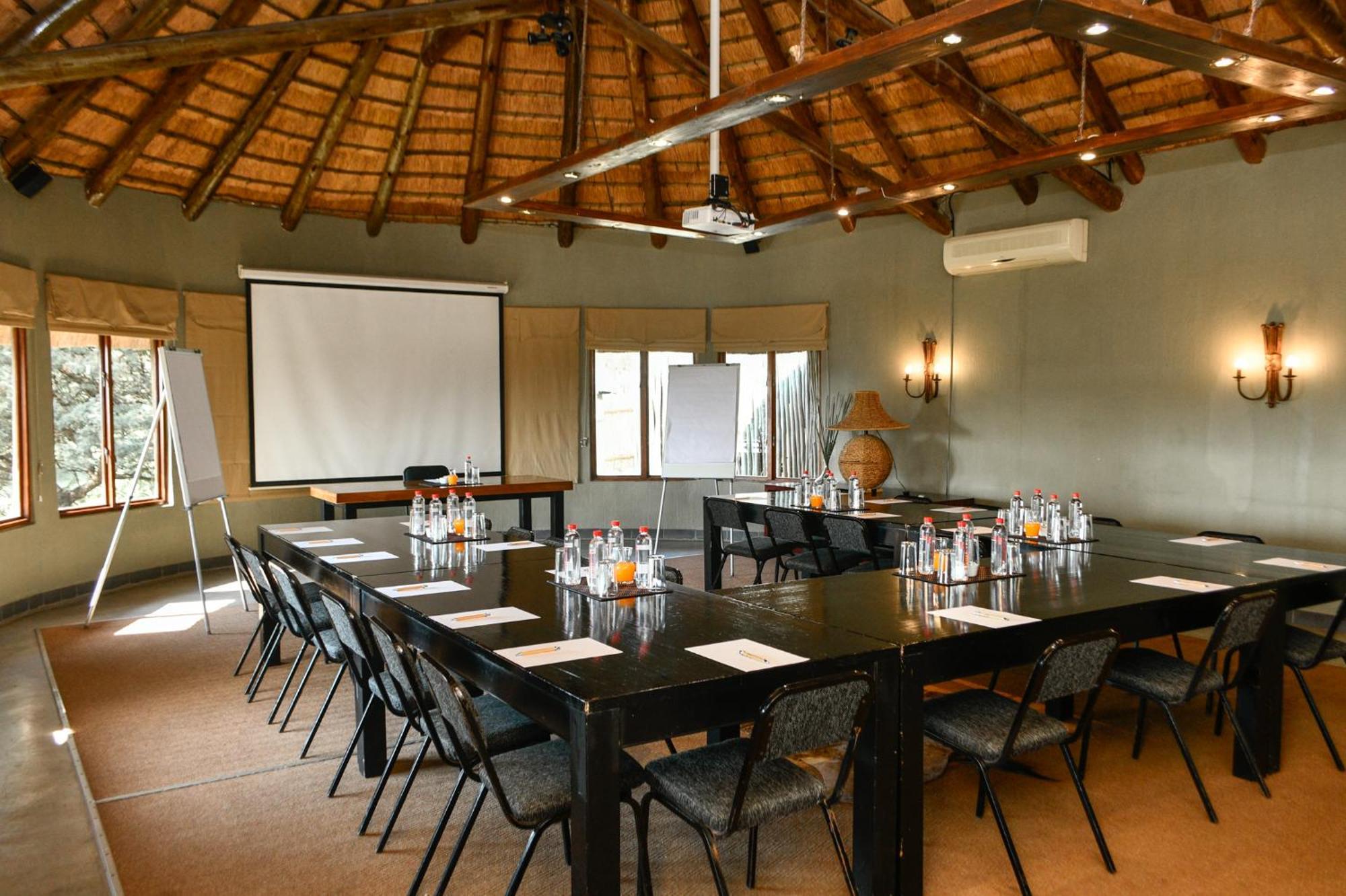 The Springbok Lodge Ladysmith Extérieur photo